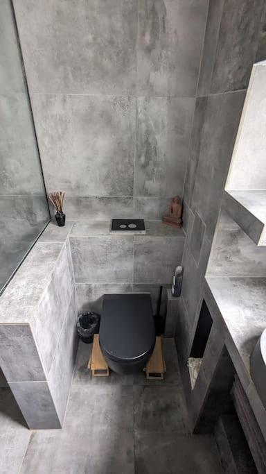 Modern Meets Classic - Near Volkspark Schoeneberg Appartement