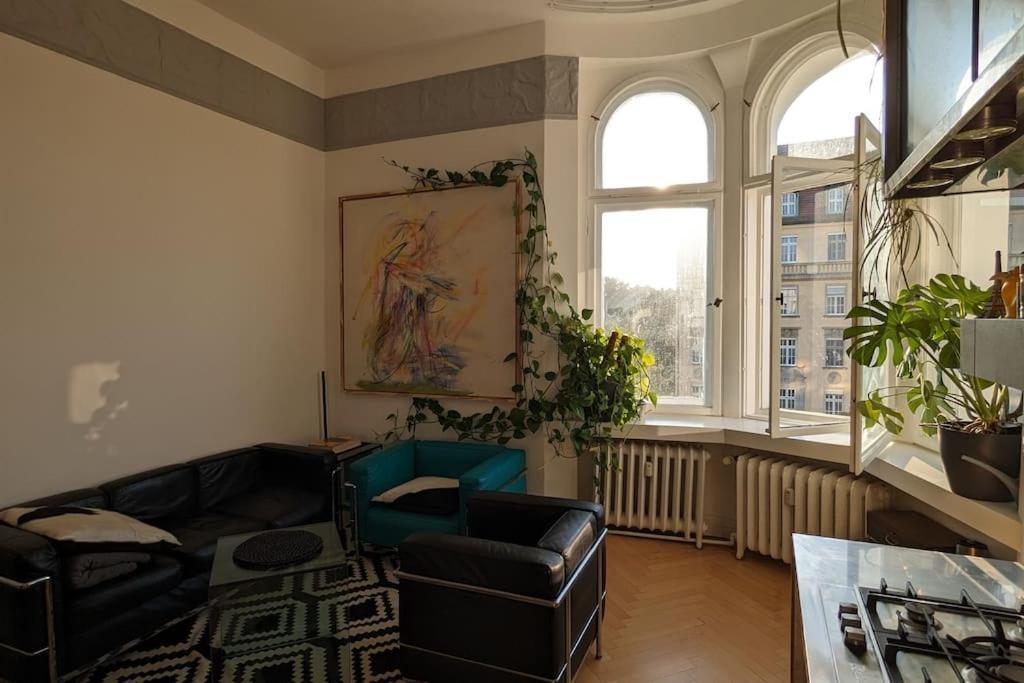 Modern Meets Classic - Near Volkspark Schoeneberg Appartement Berlijn
