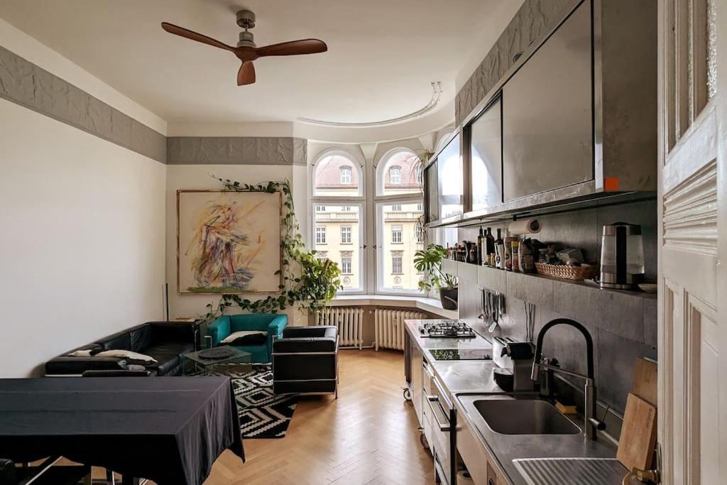Modern Meets Classic - Near Volkspark Schoeneberg Appartement *